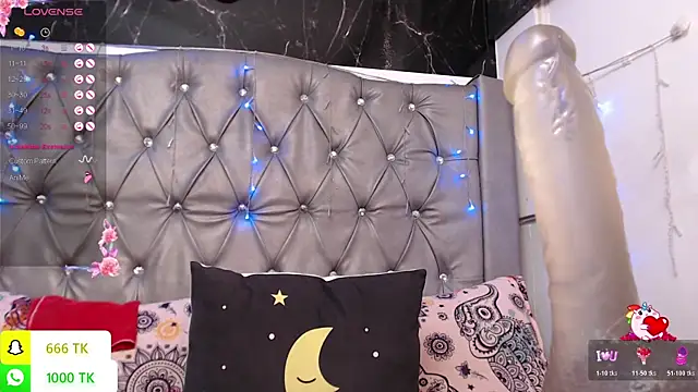 XXX chat uživo modela LAILAGUMMY