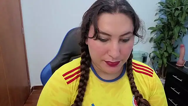 JANNAH_MARTINEZ: онлайн-секс-чат