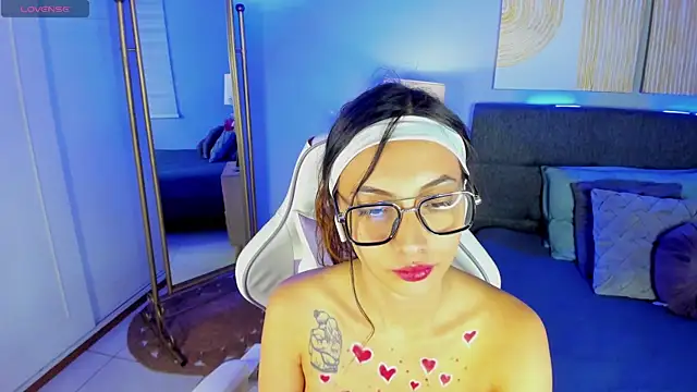 Chat +18 de violetaa_foxx_ ao vivo
