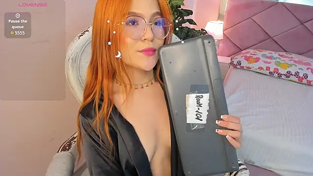 VictoriaLasse live XXX chat