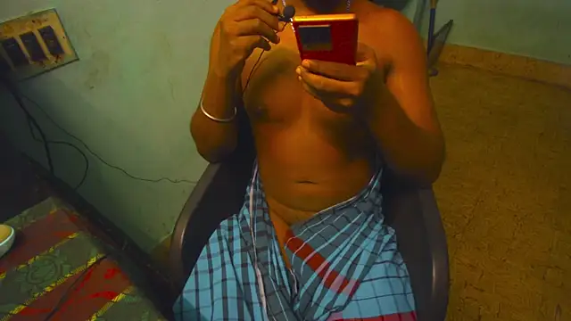 Chat XXX en directo de Tamil_KDD