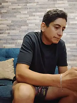 XXX chat uživo modela Tiger_cryad