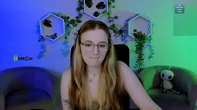 luna_berryy's Live XXX Chat