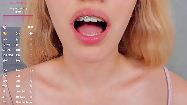 Barbiebloom Adlı Modelin Canlı XXX Sohbeti