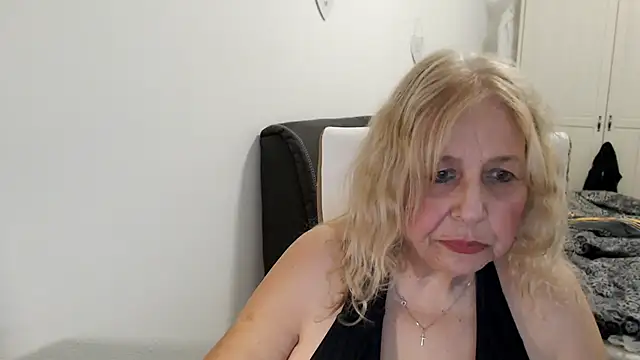 SusiLifeXXXn Live XXX chat