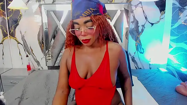 CandyMartinez_ Live XXX-chat