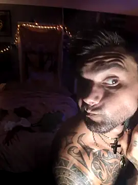 CaptHook931's Live XXX Chat