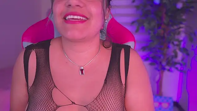 Chat XXX en directo de Briana_Collin