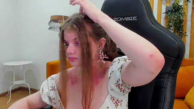 ChloeHalses Live XXX-Chat