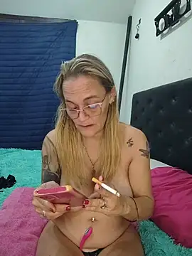 Nanybeach 라이브 XXX 채팅