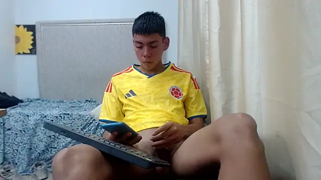 Czat XXX na żywo – Liarr_