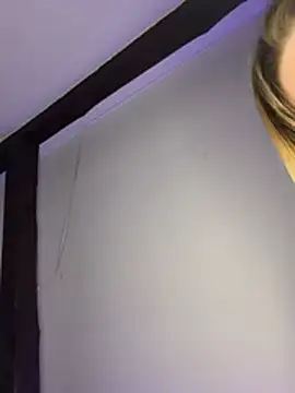 Онлайн чат XXX Zoey__08