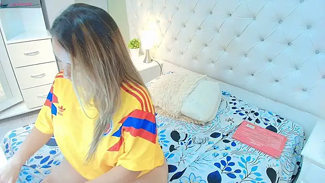Lindacarterr_ Adlı Modelin Canlı XXX Sohbeti