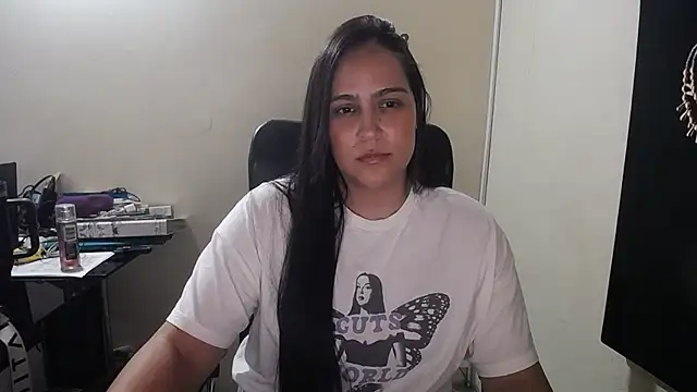 kendall_52 Adlı Modelin Canlı XXX Sohbeti