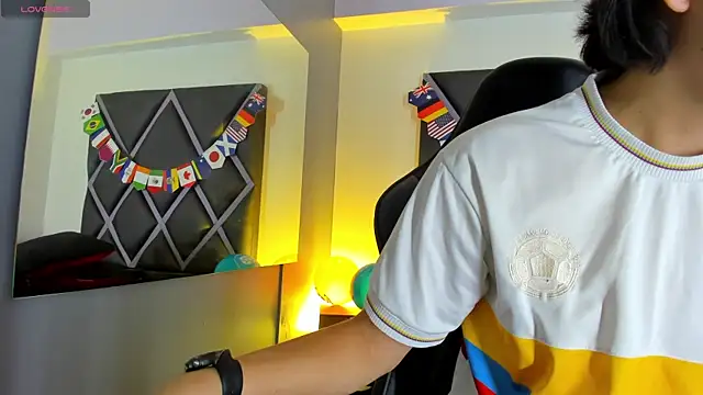 XXX chat uživo modela Dante-23