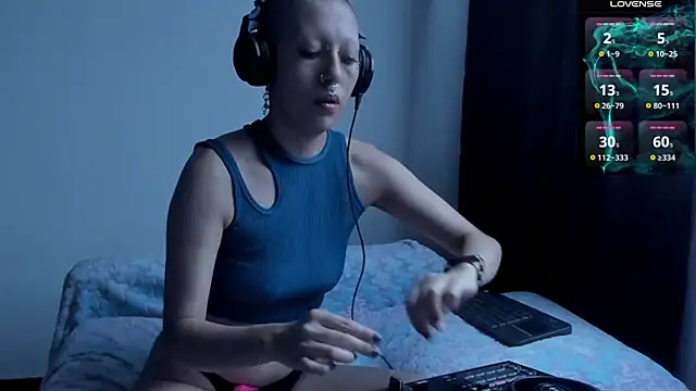 lnxmst's Live XXX Chat