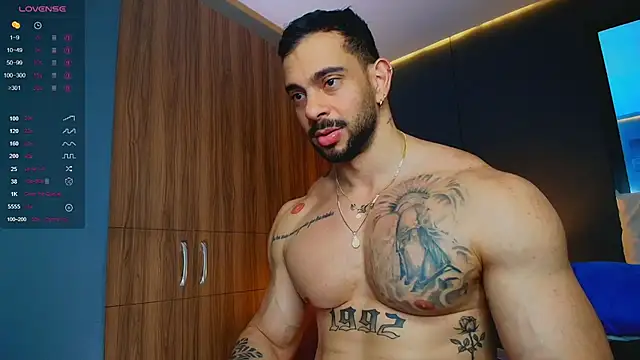 massimo_visconti's Live XXX Chat