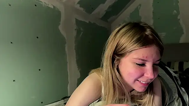 Skinny_girl_'s Live XXX Chat