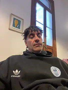 Elnonoykeila77 Pertunjukan Webcam