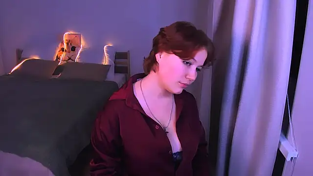 Chatroom XXX en direct de MiaLacrice