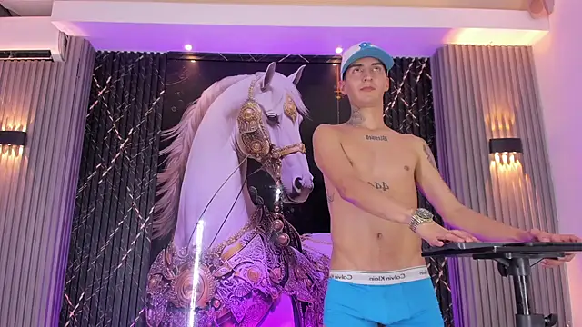 Angel_xxx 现场XXX聊天