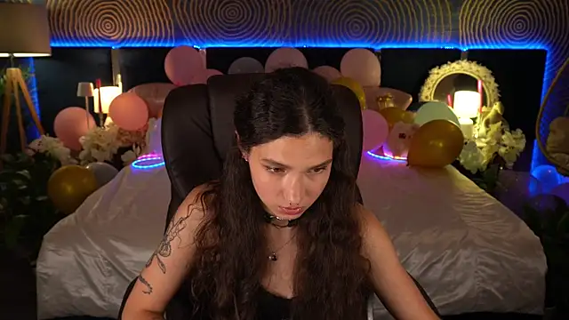 Онлайн чат XXX BabyFlowerr