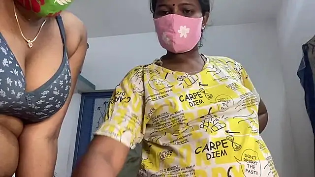 Tamil_Sajitha Live XXX-chat