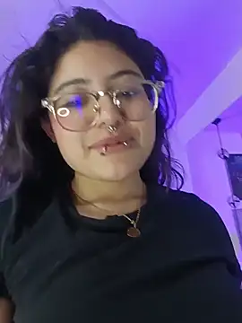SabrinaV_'s Live XXX Chat