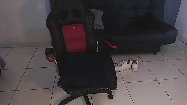 Alan_BigAss: απευθείας συνομιλία ΧΧΧ