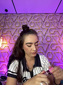 Chat +18 de MelanyyJhonson15 ao vivo