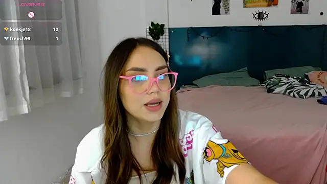NebulaaHaven Adlı Modelin Canlı XXX Sohbeti