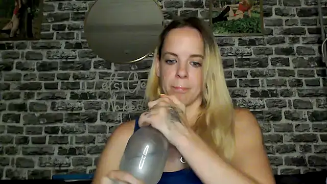 SexyMilf_1987 Шоу с уебкамера