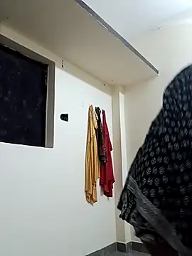 Payal-bhabhi07's Live XXX Chat