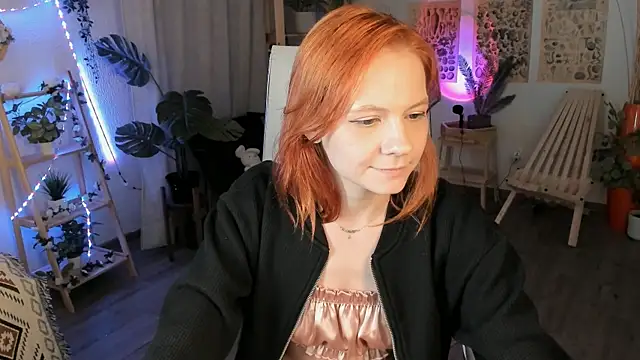 LisaAris élő XXX-chatje