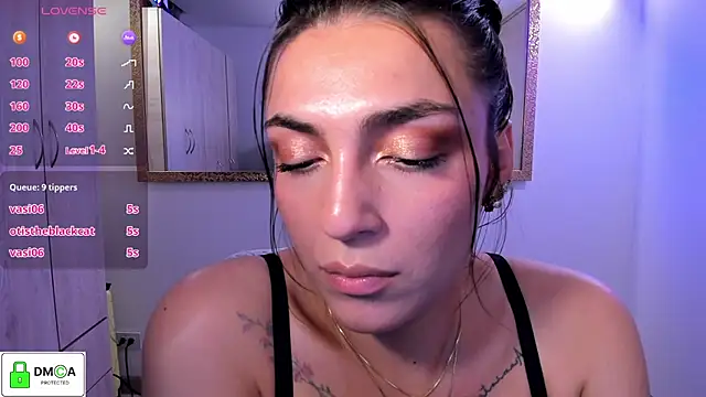 EricaVanderhill's Live XXX Chat