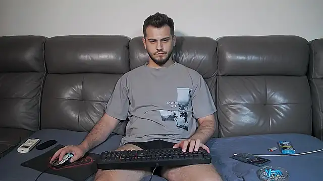 CrazyDom1 Chat XXX live