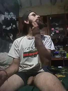 hairy_mannn Adlı Modelin Canlı XXX Sohbeti