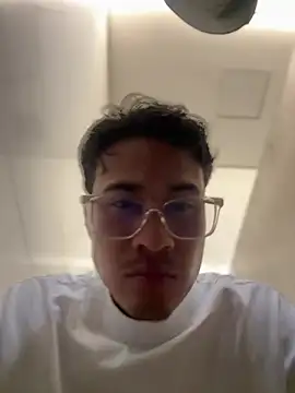 Chat XXX ao vivo de TavoHot_