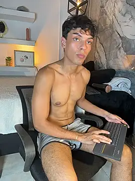 Chat XXX en directo de AlexLaurent