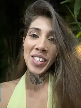 Chat XXX ao vivo de Unanena