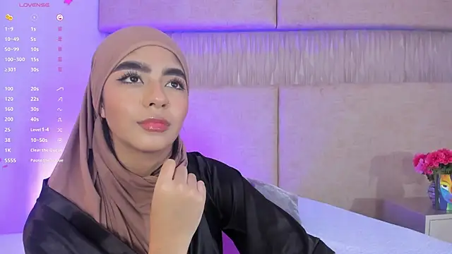 _kyraa_'s Live XXX Chat