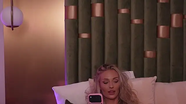 AmeliaAngeln Live XXX chat