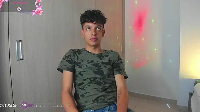 Онлайн чат XXX Maxfrost1