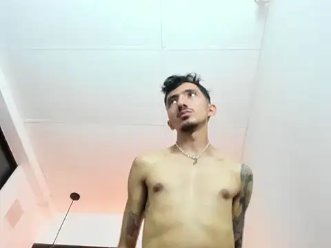 Chat +18 de DylanAnderson1 ao vivo