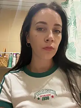 Czat XXX na żywo – MonicaSweetx