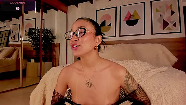 LunaRuso Chat XXX in diretta
