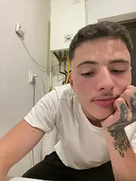 XXX chat uživo modela denysio89