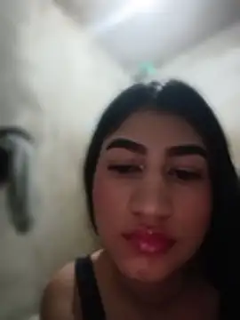 Julix_A's Live XXX Chat