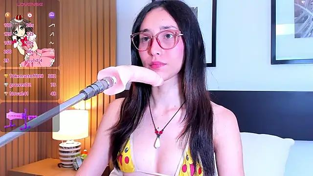 doll_bella_'s Live XXX Chat