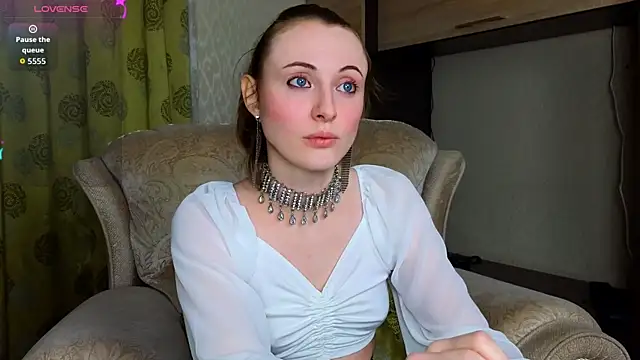 Онлайн чат XXX Cowell_Adelina